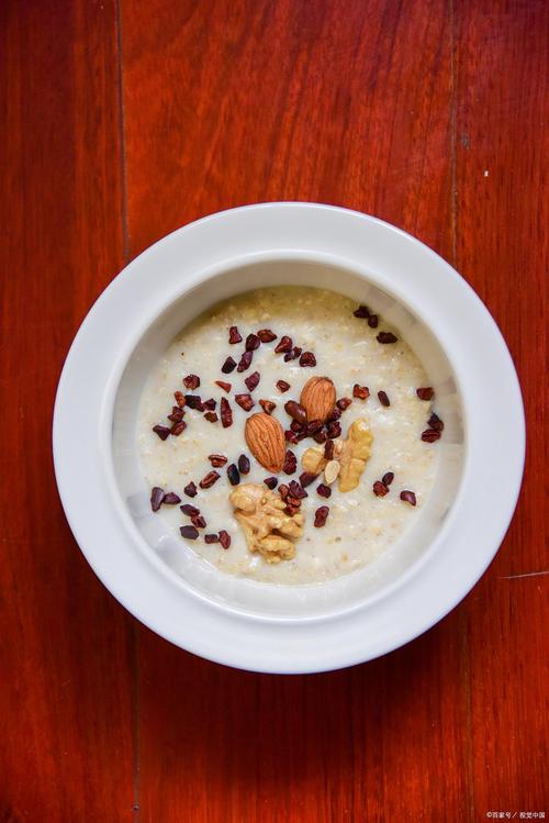 痛风病人能喝杏仁茶吗