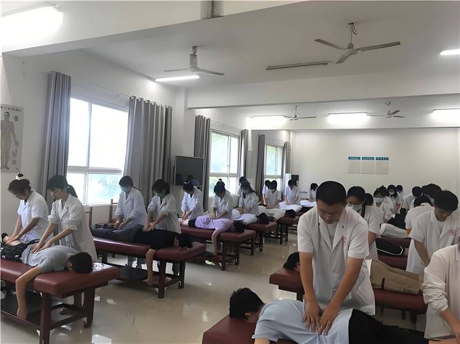 西安针灸推拿培训学校