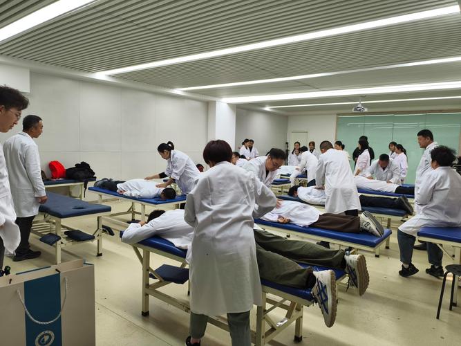 大理针灸推拿培训学校