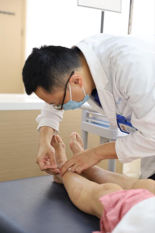 上海可以用医保的针灸