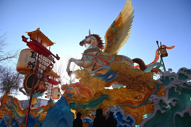 新华社报道:敦煌灯会亮灯#