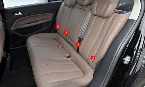 安全座椅 安全带接口