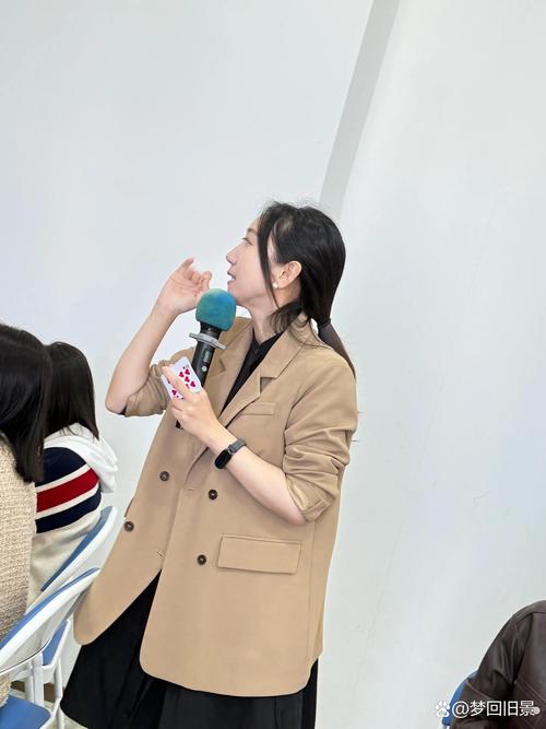 性格爽快的女生在职场