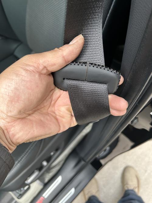 安全带接口的安全座椅