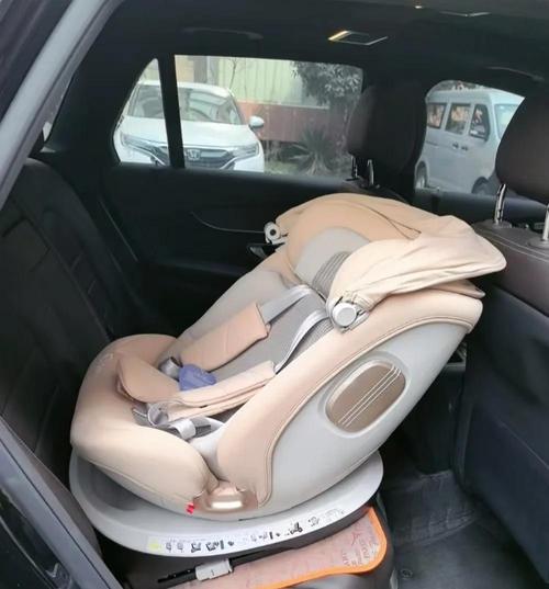 3个月能坐安全座椅吗