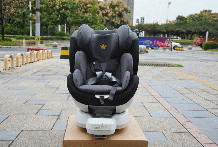 2个月新生儿安全座椅