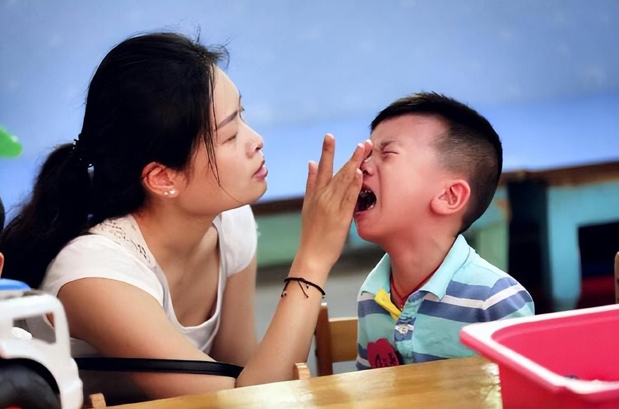 孩子上幼儿园没安全感