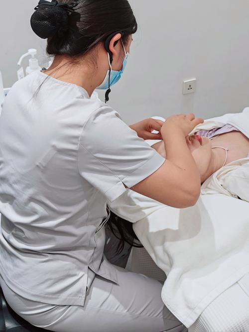 贴针灸加强版丰胸效果