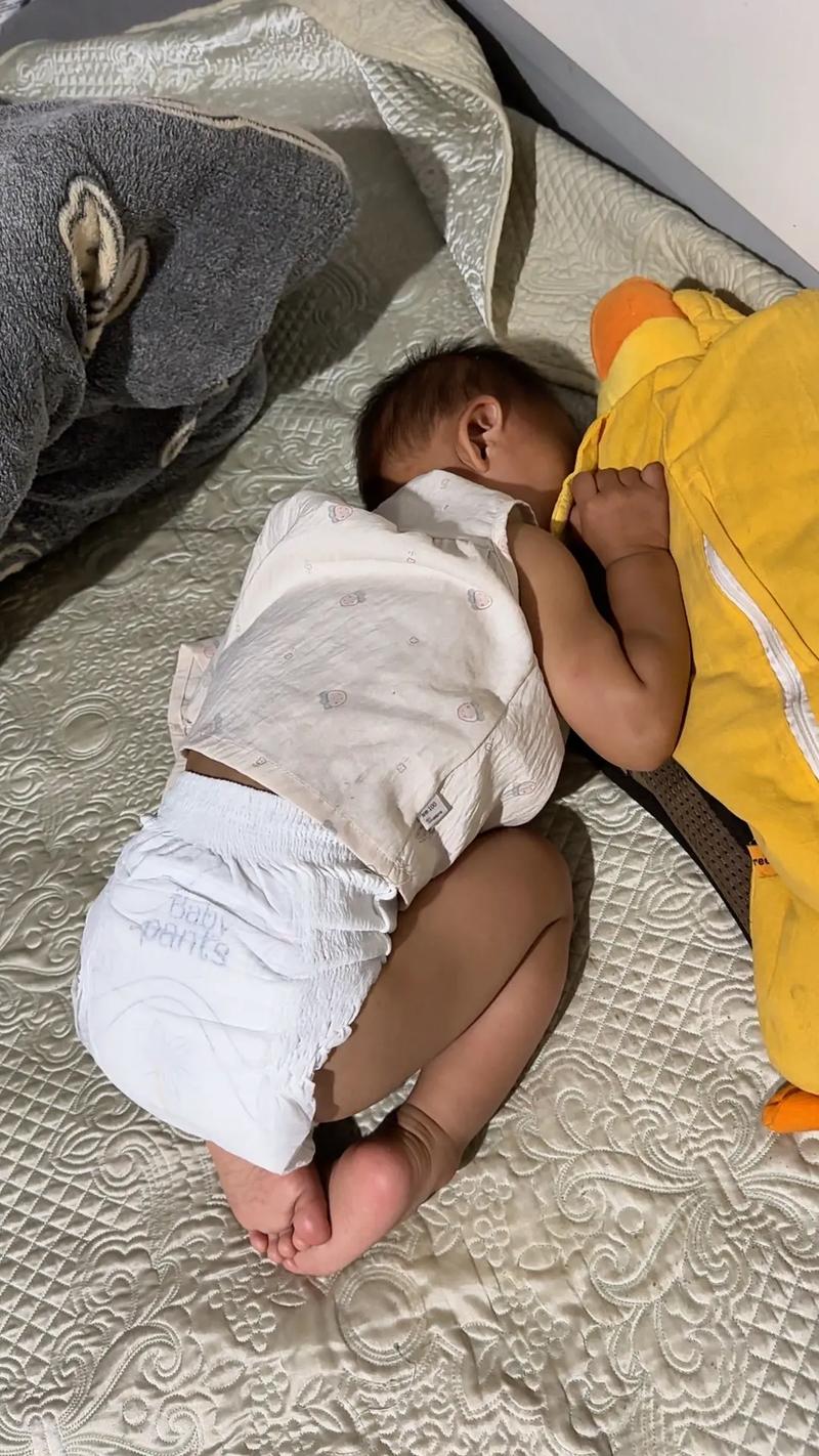 小朋友睡觉没有安全感