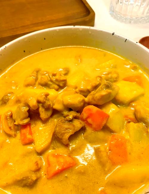 痛风可以吃咖喱鸡肉吗