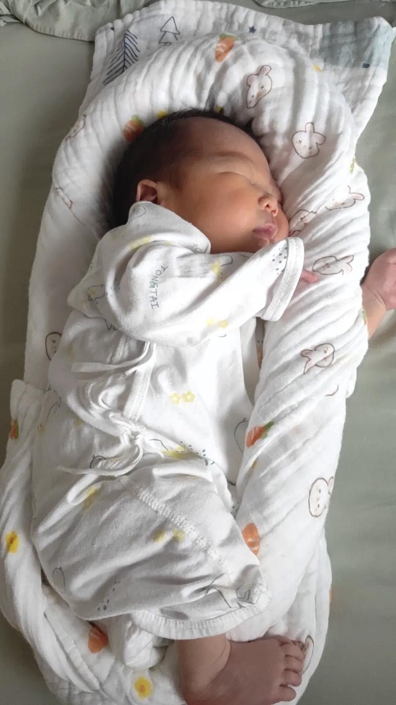 两个月婴儿缺乏安全感