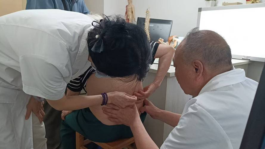 针灸治疗腰腿疼视频