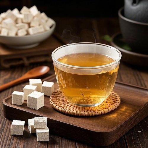 痛风可以喝茯苓泡水吗