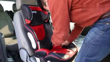 小龙哈皮安全座椅安装