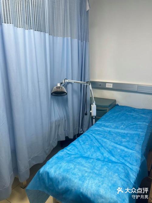 针灸贴祛眼袋烧痛感