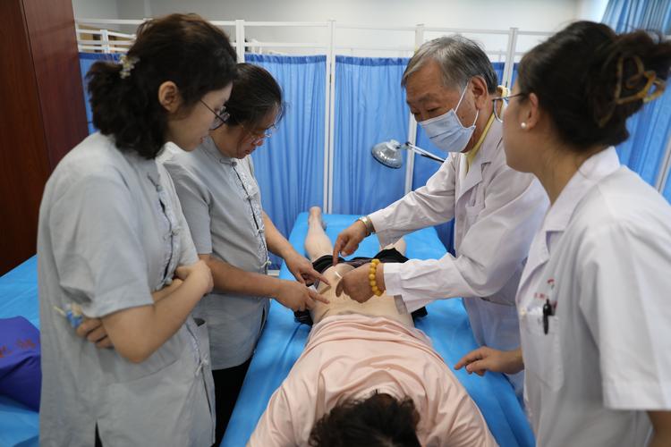 杭州中医针灸培训班